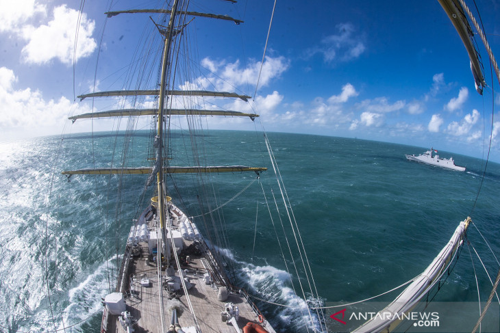 antarafoto-berlatih-bersama-kri-re-marthadinata-120821-adm-3.jpg