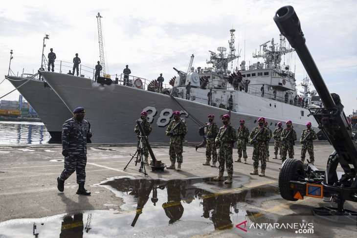 antarafoto-gelar-pasukan-latihan-operasi-dukungan-tembakan-koarmada-1-201120-mrh-3.jpg