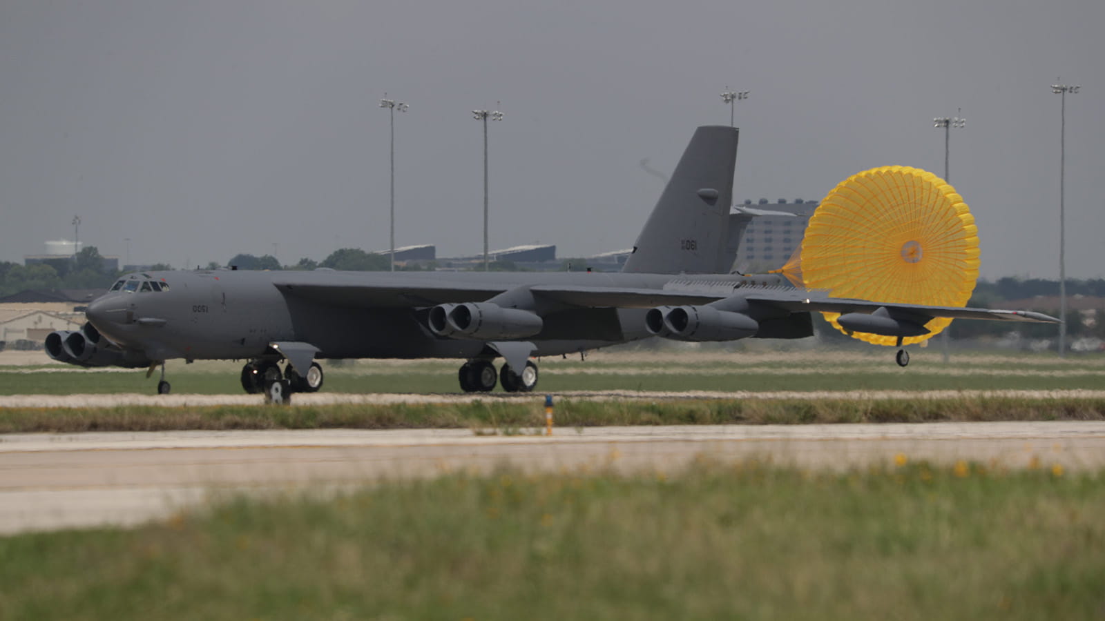 B-52 arrives in San Antonio.jpg