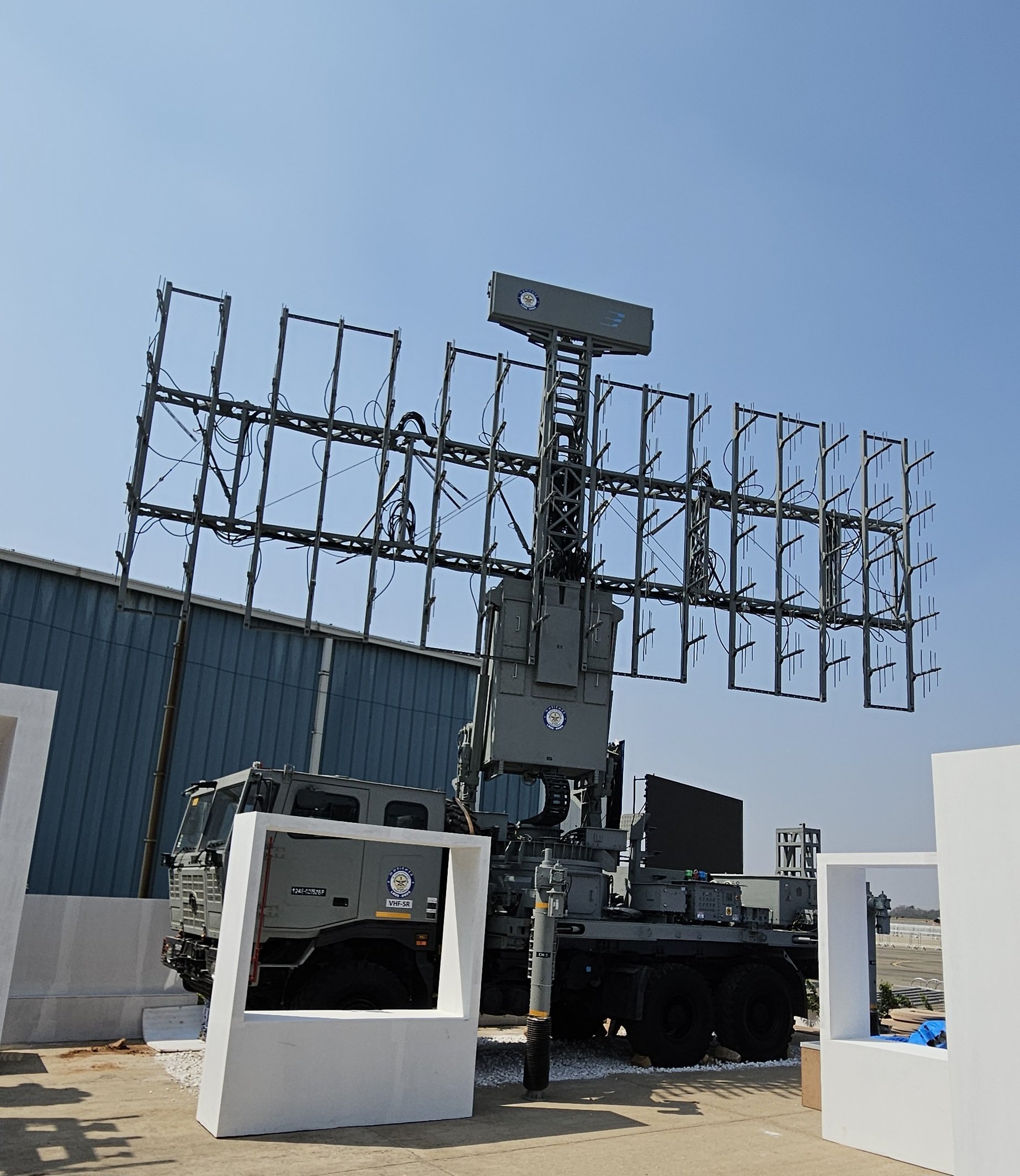 DRDO VHF radar.jpeg