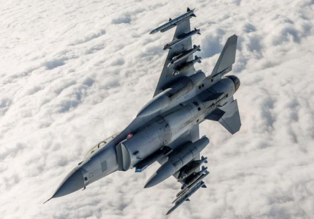 f16.jpg