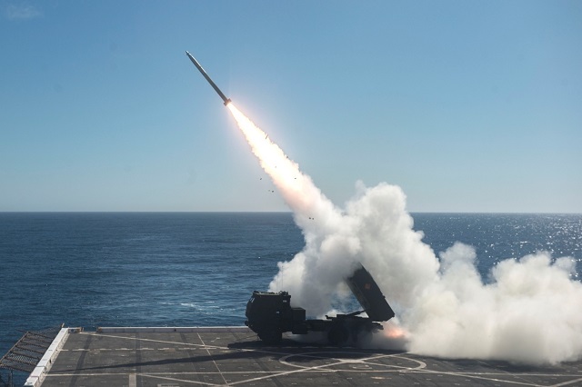 HIMARS_MLRS_Test_Fired_from_US_Navy_LPD_USS_Anchorage.jpeg