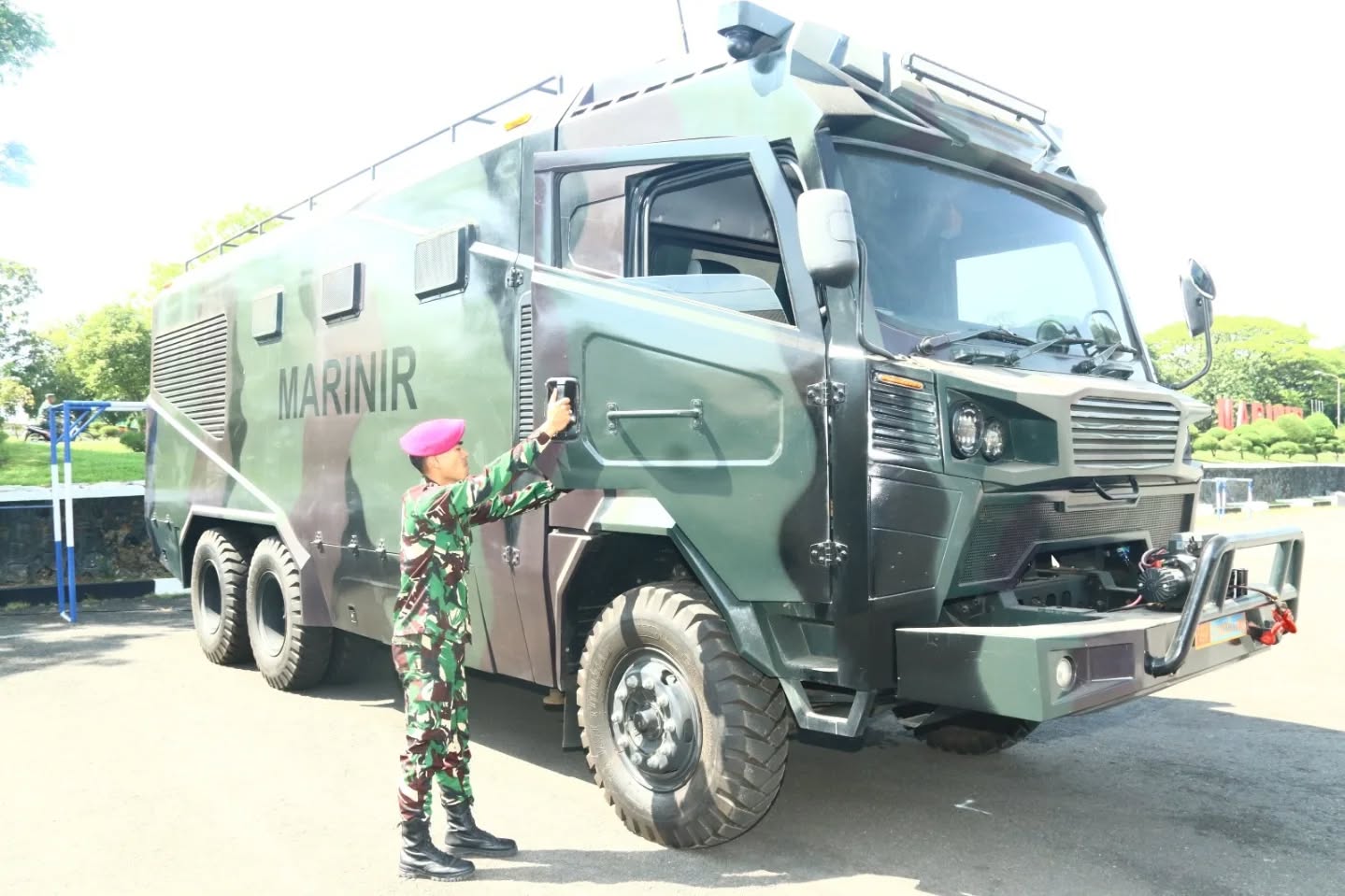 Mobile Command Center_Pasmar2_4063550221347262773_n.jpg