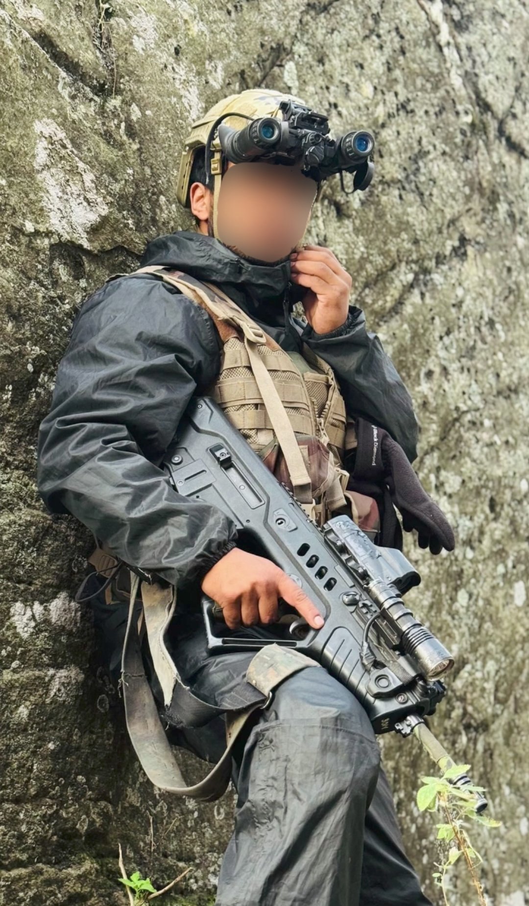 Para SF PVS-31.jpg