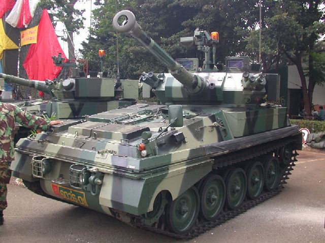 Scxorpion_90_CVRT_90mm_gun_light_tracked_armoured_vehicle_Indonesia_Indonesian_army_640.jpg