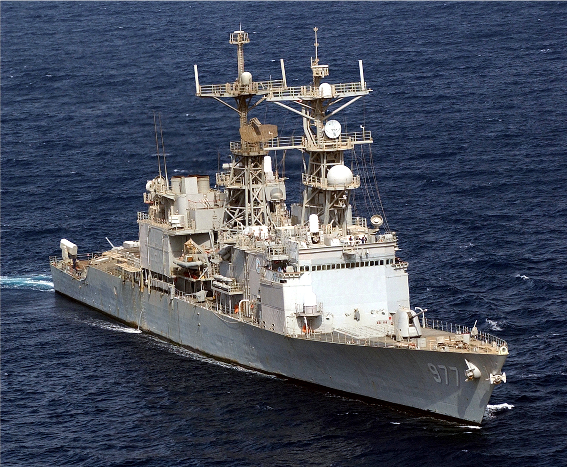 USS_Briscoe_DD-977.jpg