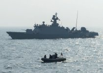ROKS_Han_Sanggook_(PKG-712)_off_Korea_on_22_March_2016_(160322-N-GW139-328).jpg