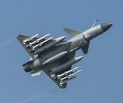 HOTd0Y8bEAAGle- (1).jpg