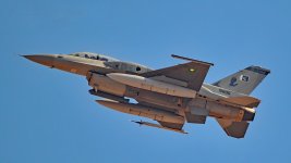 Pakistan-Air-Force-F-16 (2).jpg