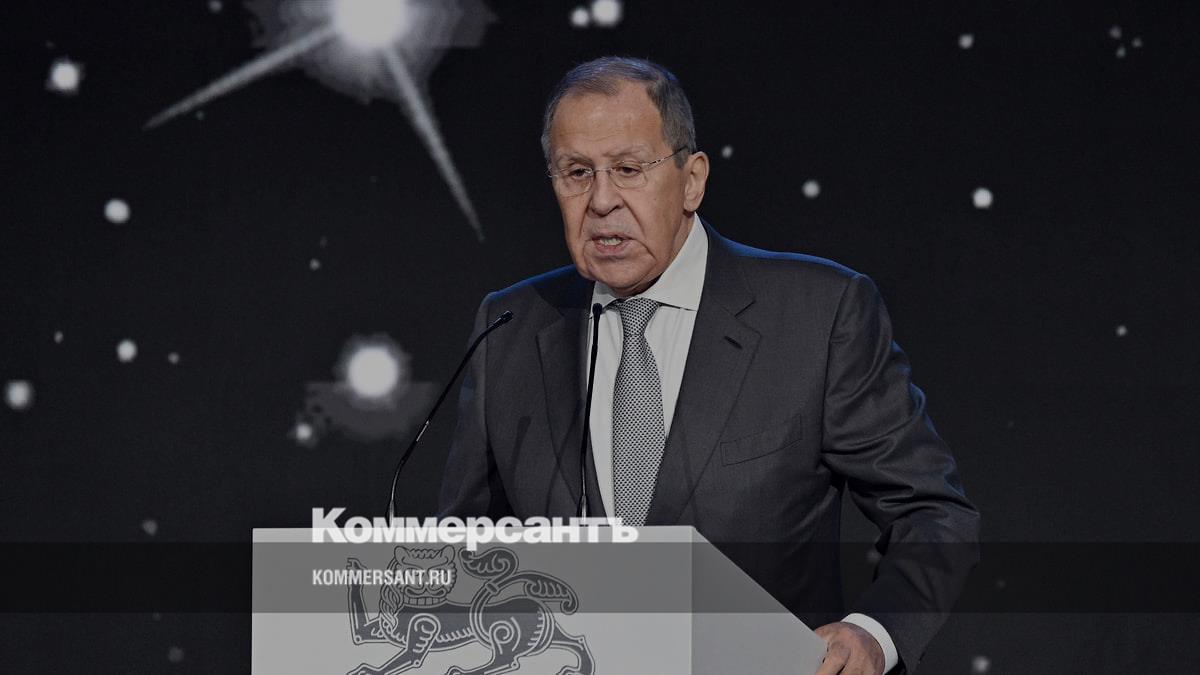 www.kommersant.ru