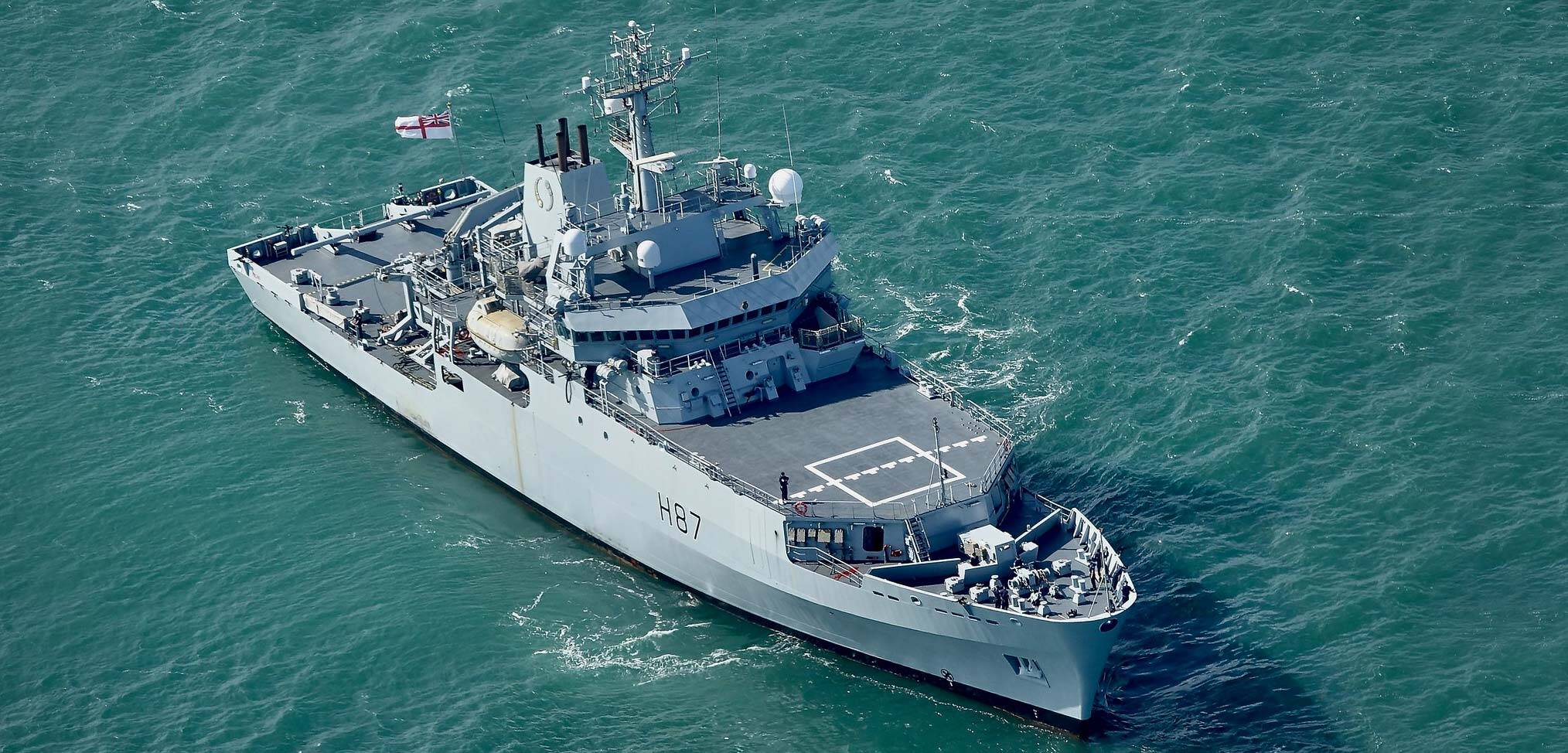 www.savetheroyalnavy.org