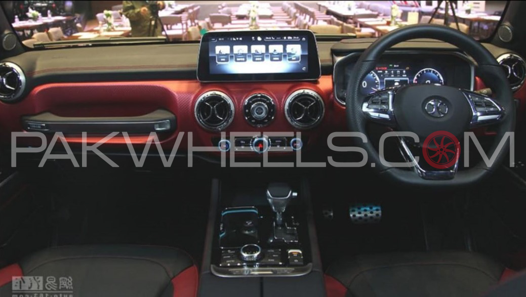 BJ40-Plus-interior.jpg