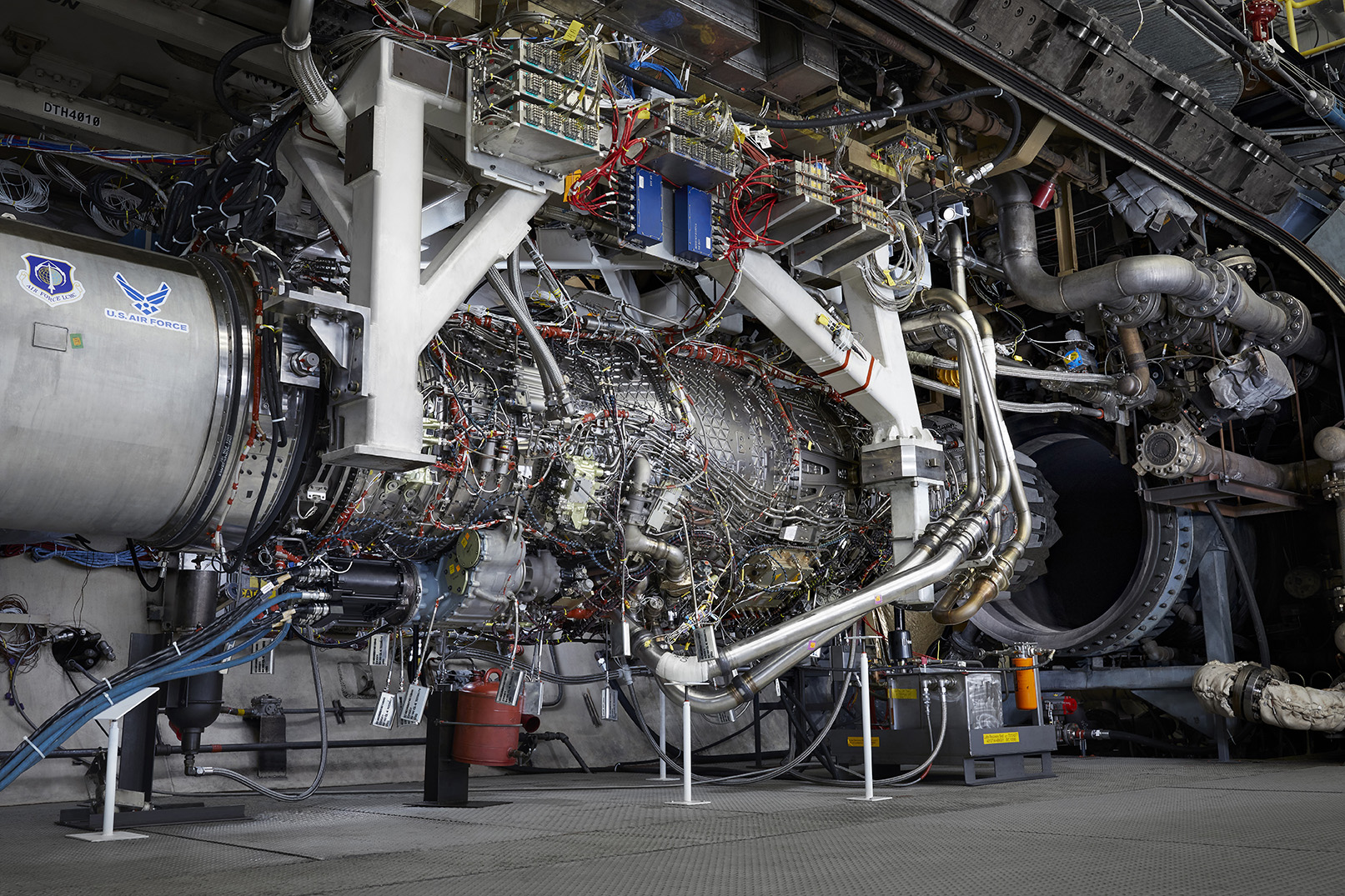 GE's XA100 inside an engine test cell.