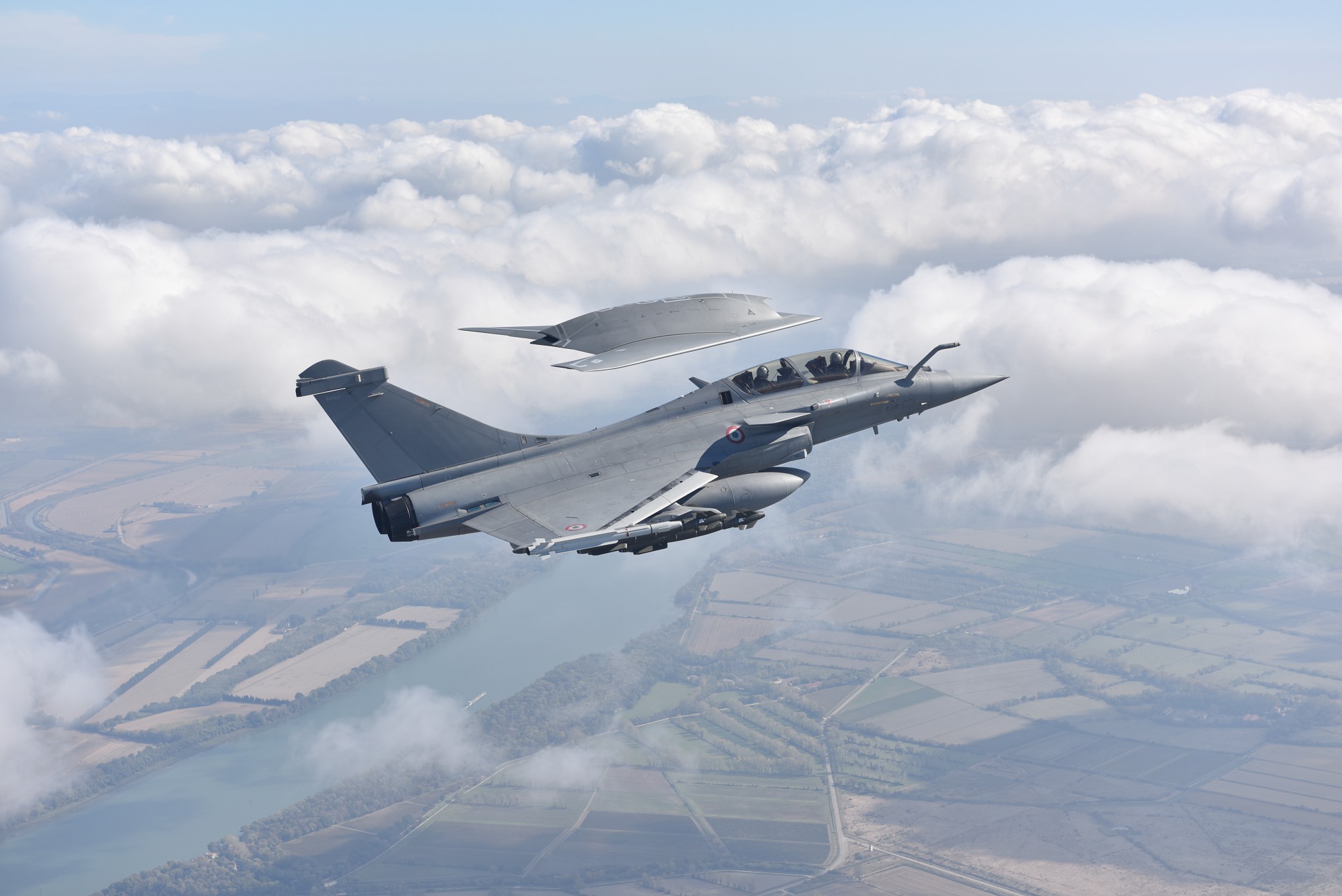 www.dassault-aviation.com