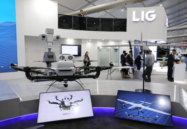 LIG Nex1's 40kg-class transport drone that can perform missions for over 60 minutes. (LIG Nex1)