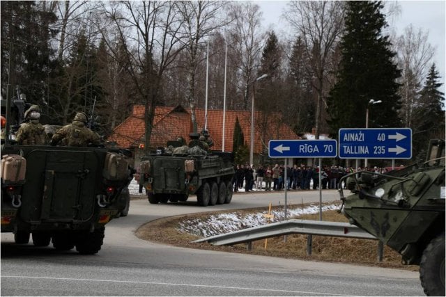 Strykers-Deploy-in-Latvia.jpg