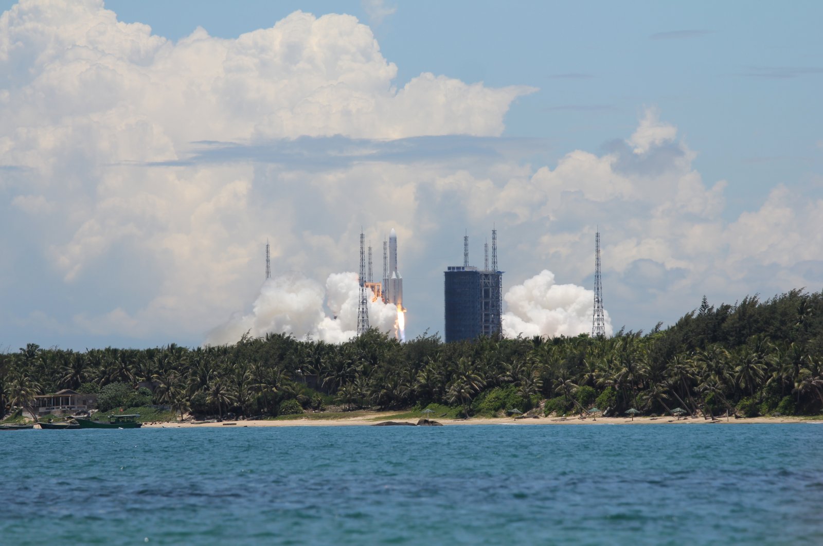 China's Tianwen-1 launches from the Wenchang spaceport for the Mars mission, Hainan, China, July, 23, 2020. (Shutterstock Photo)