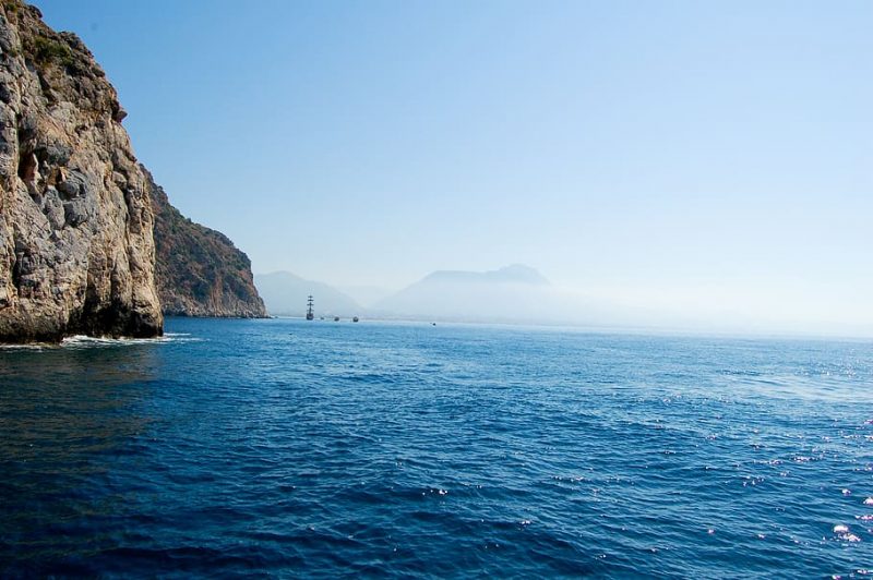 sea-turkey-fog-ship-800x532.jpg