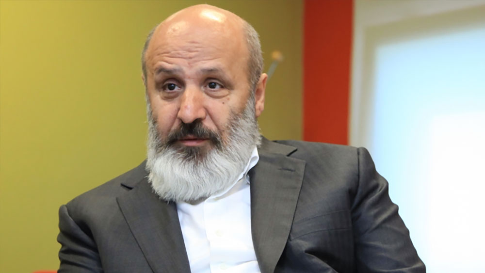 www.yenicaggazetesi.com.tr