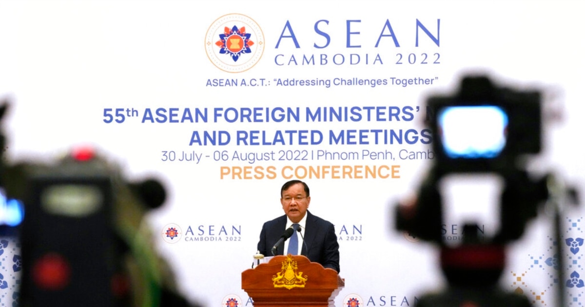www.voanews.com