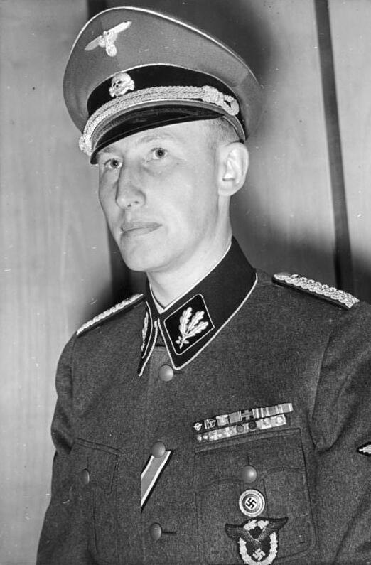 Bundesarchiv_Bild_183-R98683%2C_Reinhard_Heydrich.jpg