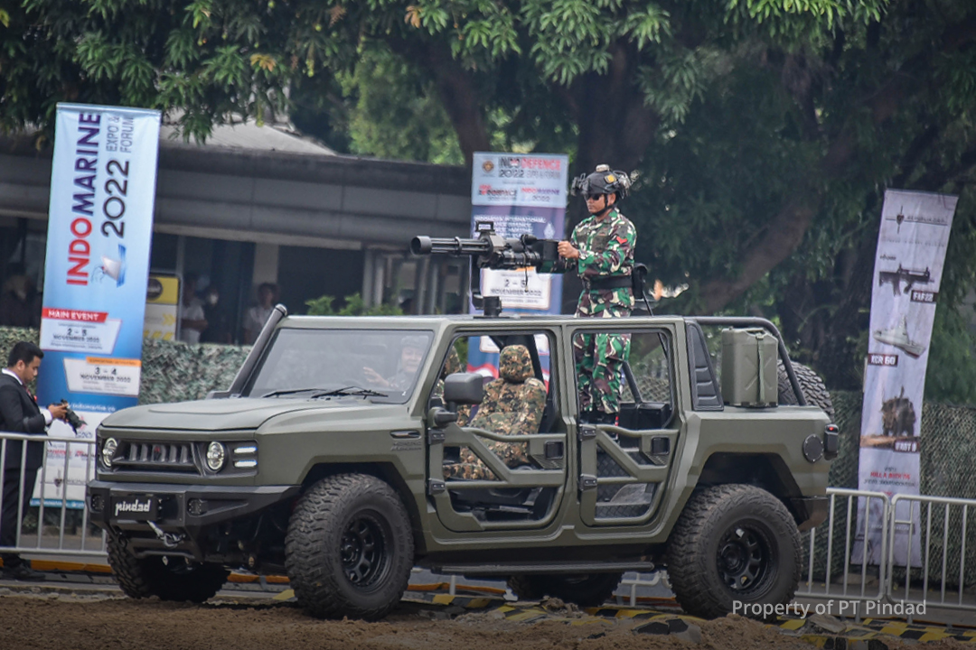 PT_Pindad_-_MORINO_MV_CRUISER_2.jpg