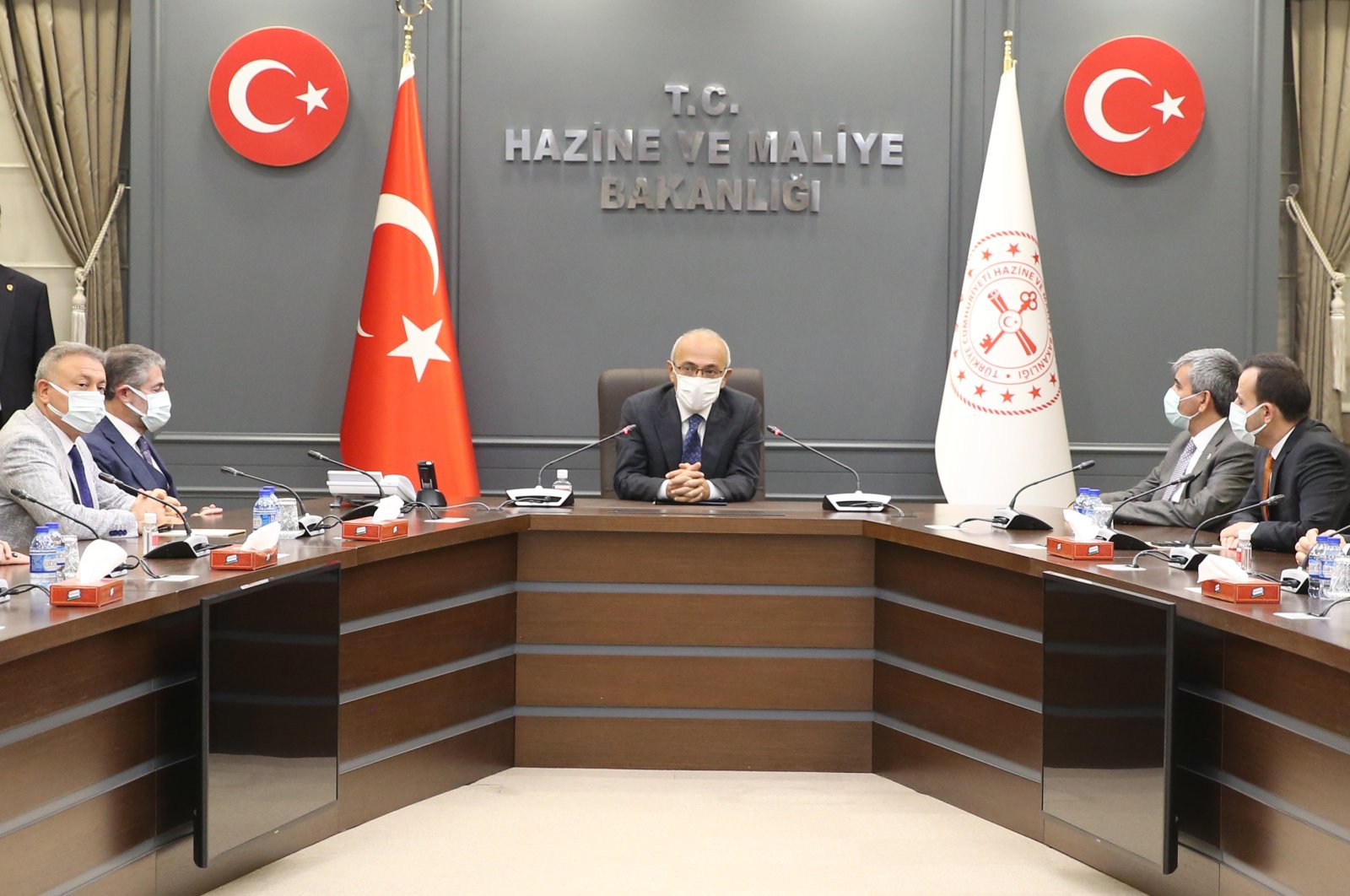 Treasury and Finance Minister Lütfi Elvan at the ministry headquarters in the capital Ankara, Turkey, Nov. 10, 2020. (AA Photo)