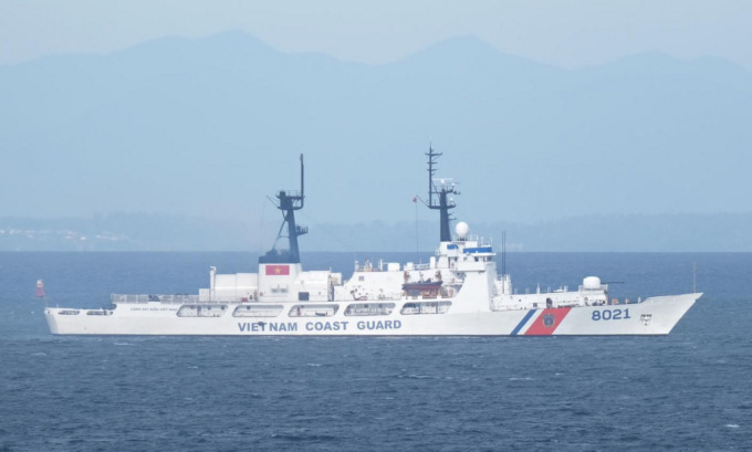 Tàu tuần tra CSB 8021 ngoài khơi Seattle hồi cuối tháng 5/2021, trước khi được Mỹ chuyển giao cho Việt Nam. Ảnh: Marine Traffic.