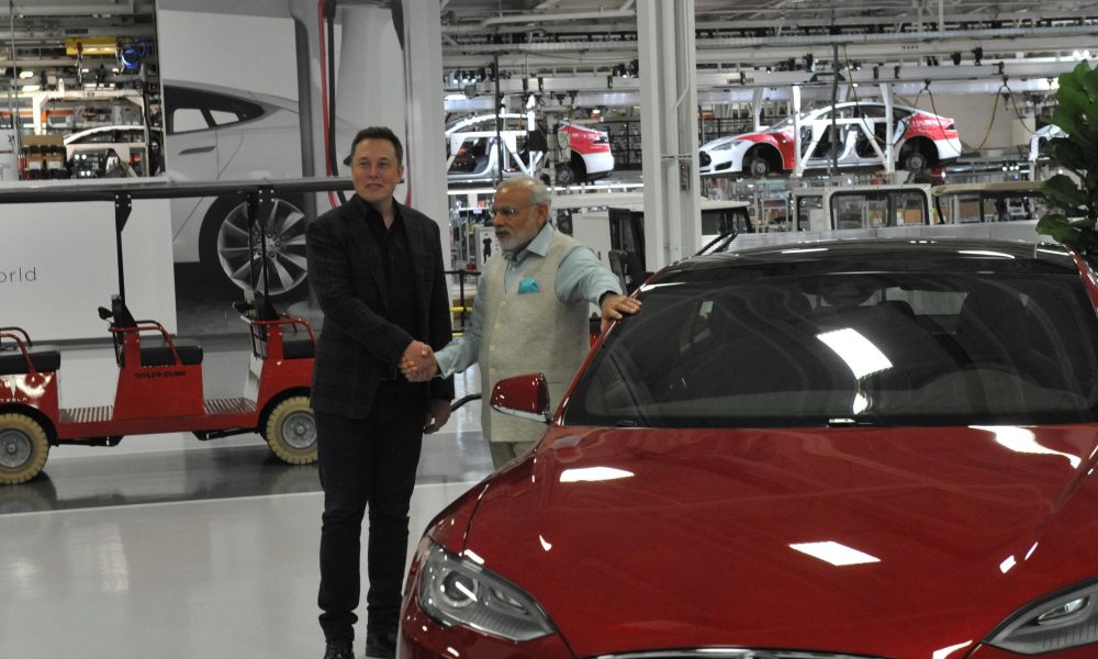 www.teslarati.com