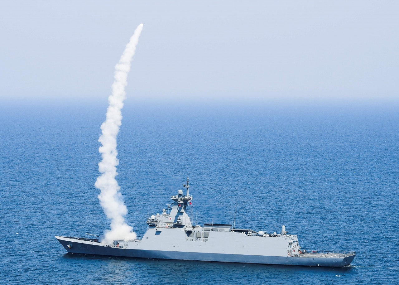 www.navalnews.com