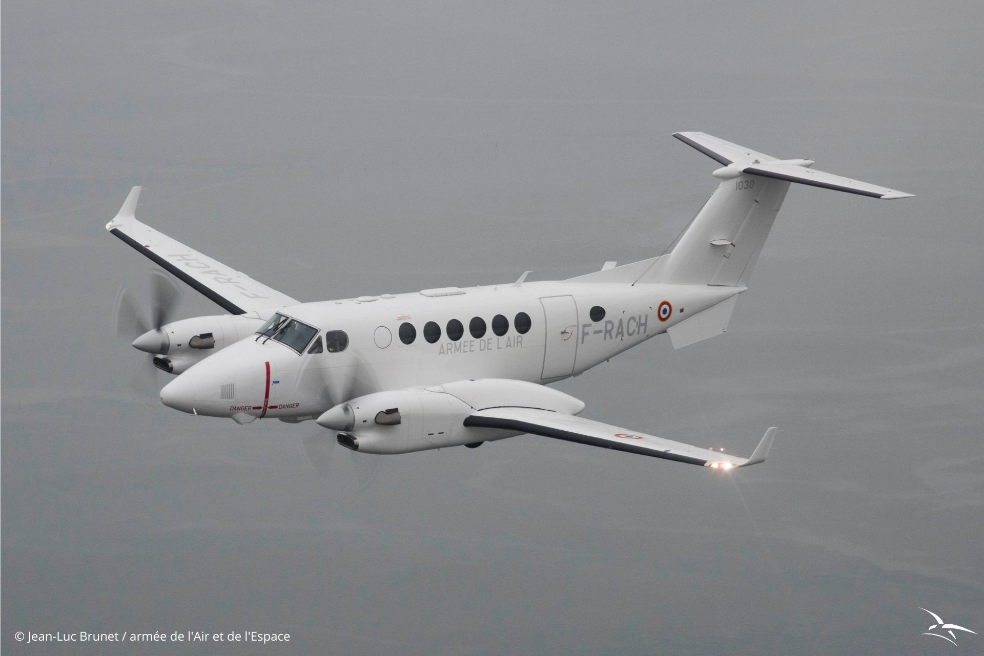 France_AdlA_Beech_350_Jean-Luc_Brunet_3.jpg