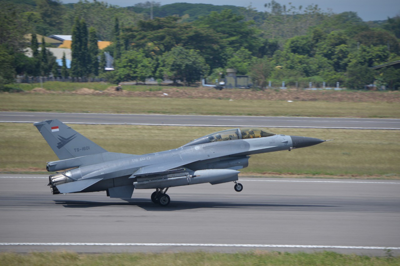 F16_eMLU-TS_1601_15.00_TNI_AU.jpeg