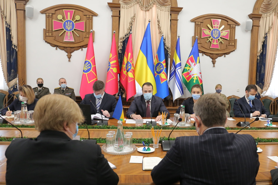 The Ministry of Defense discussed with representatives of the United Kingdom the implementation of the project of missile boats The Ministry of Defense discussed with representatives of the United Kingdom the implementation of the project of missile boats