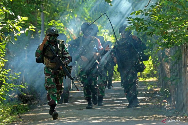 antarafoto-operasi-daerah-hutan-berpenduduk-carat2022-191222-bcs-2.jpg