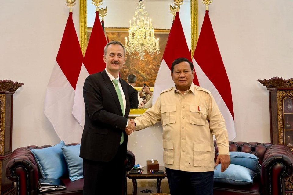 Presiden_Prabowo_Subianto_menerima_kunjungan_Presiden_Badan_Indu-2025_05_16-20_11_14_b835e9f58e7aa98fdb2b215e1d5a841b_960x640_thumb.jpeg