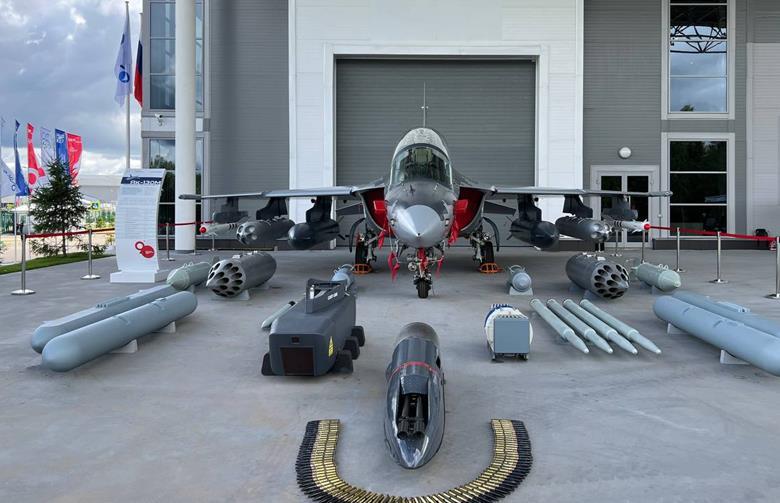 104279_yak130mcyakovlev_306025_crop.jpg