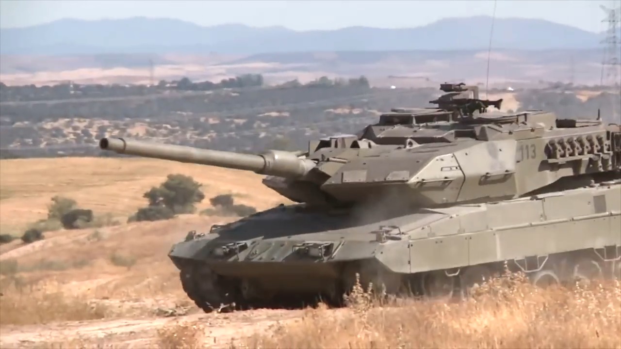 spanish-army-leopard-2e.jpg