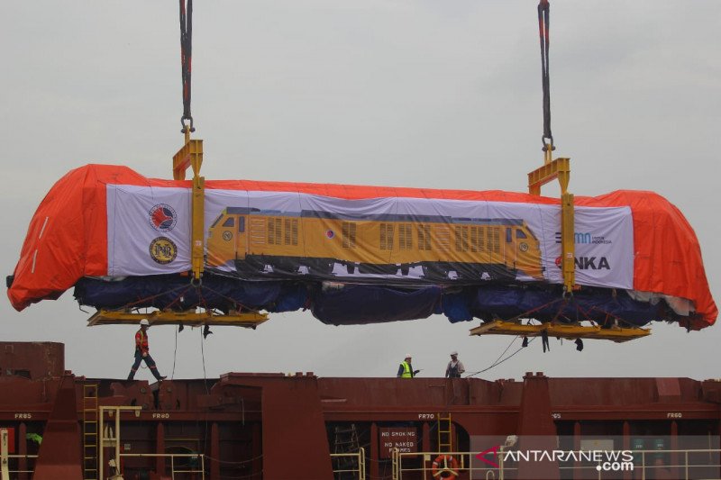 INKA exports first locomotives to Philippines