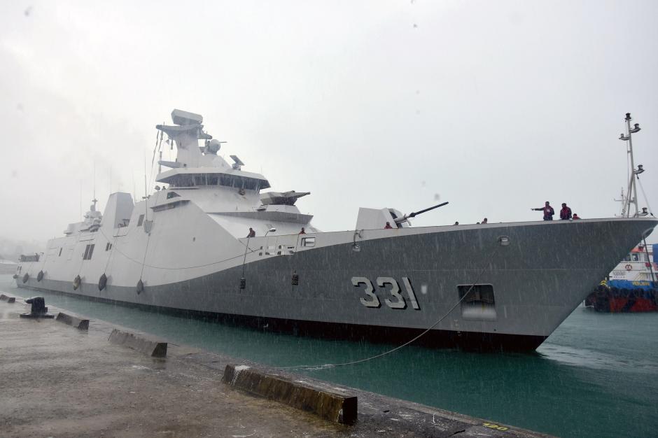 G-kri-martadinata-tiba-di-ambon-pfu.jpg