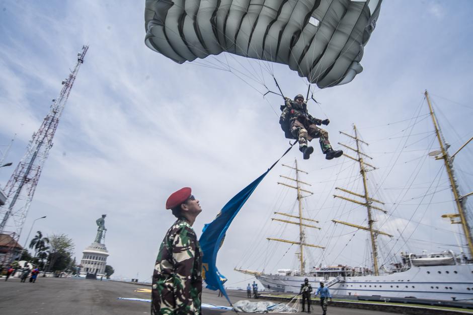 G-aksi-prajurit-kopaska-saat-latihan-operasi-kontra-teror-maritim-vje.jpg