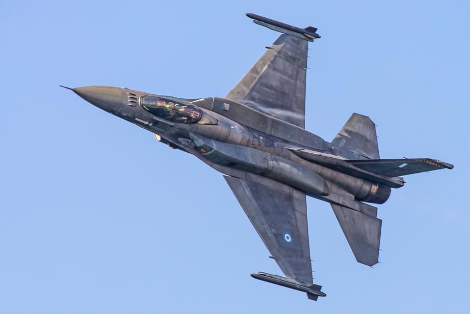 F16 Jet Demonstration