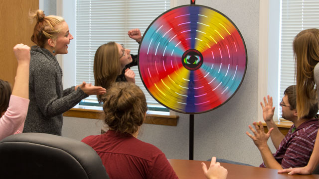 pwfs30mcled_led_prize_wheel_features00002.jpg