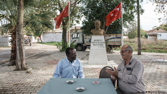 Türkei afrikanisch-türkische Gemeinschaft in Izmir (Bradley Secker)