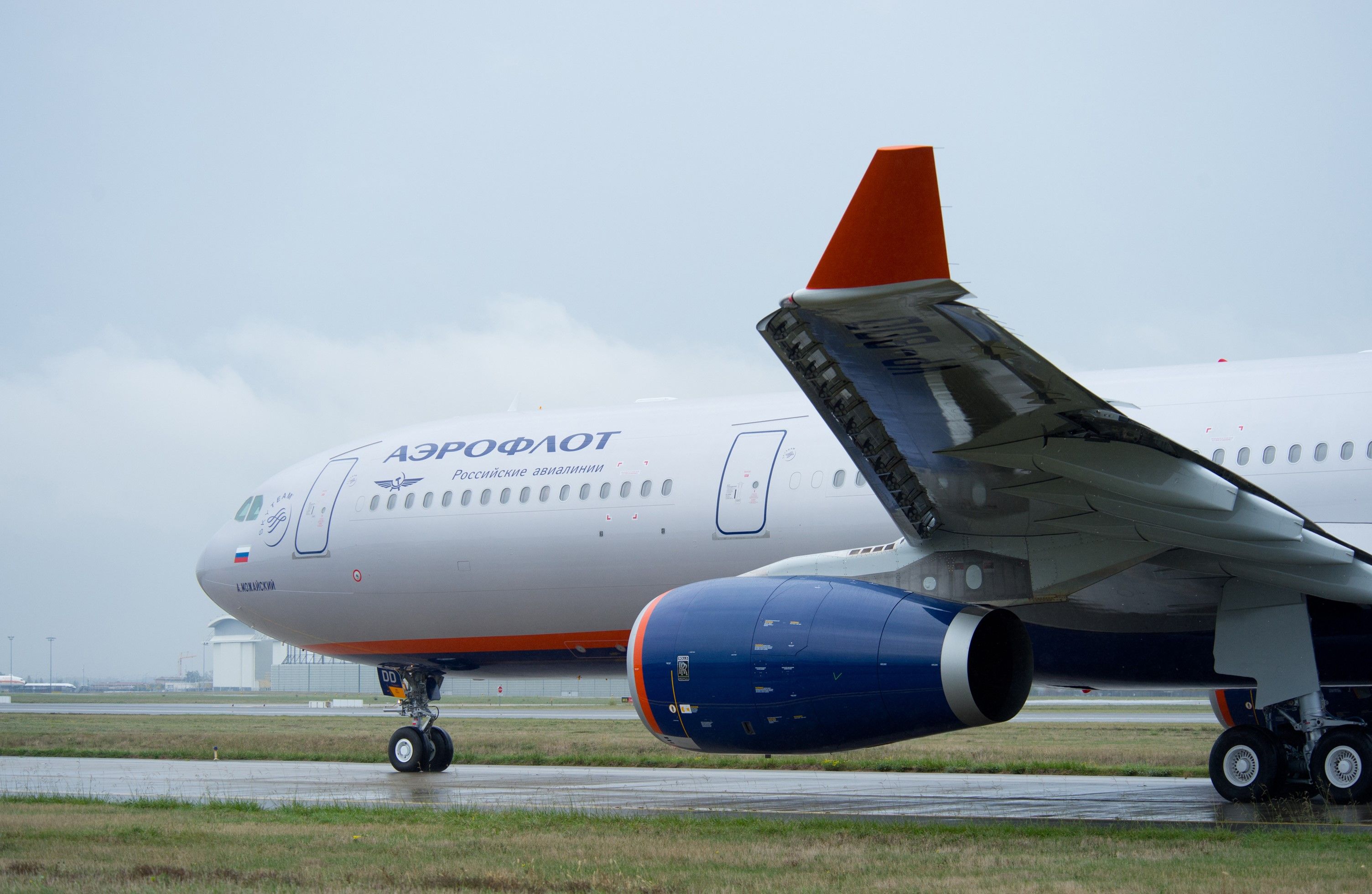simpleflying.com