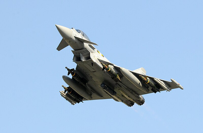 800px-A_Royal_Air_Force_Typhoon_Takes_off_for_Libya_from_Gioia_del_Colle%2C_Southern_Italy_MOD_45152839.jpg