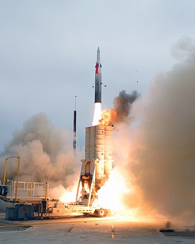 384px-Arrow_anti-ballistic_missile_launch.jpg