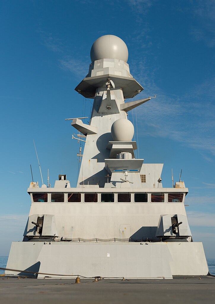 725px-French_Navy_ship_Chevalier_Paul.jpg