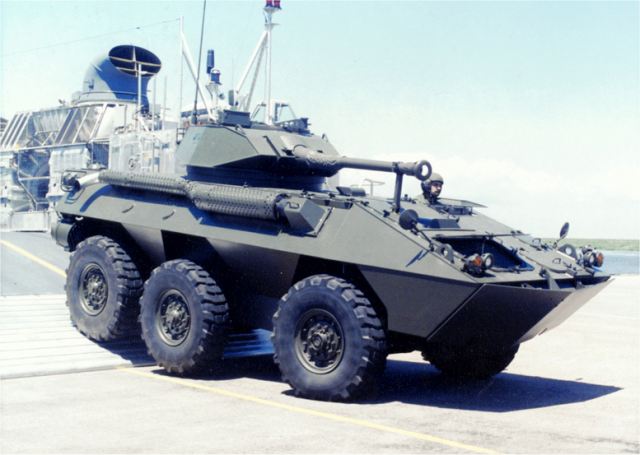 LAV-300_V-300_Cadillac_cage_90mm_Textron_Wheeled_Armored_Vehicle_United_States_640.jpg