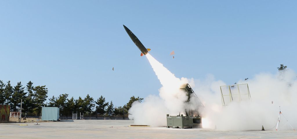 On 25 November South Korea’s Defense Project Promotion Committee approved plans to begin series-production of the locally developed KTSSM tactical ballistic missile system. (ADD)