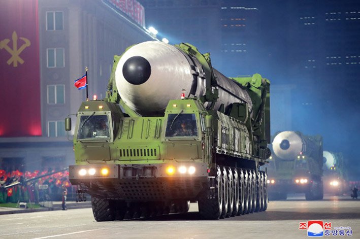 In October 2020 North Korea paraded a new nuclear-capable intercontinental ballistic missile carried on a 11-axle transporter-erector-launcher vehicle. Gen LaCamera, the nominee to be the next USFK commander, recently said that North Korea is not only continuing to build its nuclear programme, but is also unlikely to surrender its nuclear stockpile and production capabilities.  (KCNA)